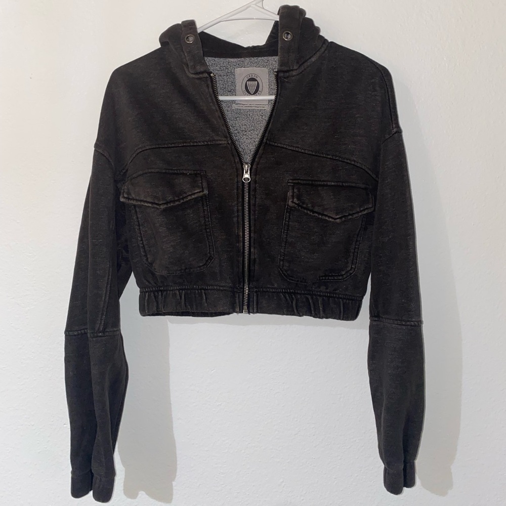 UO Cropped Gray Hoodie Jacket